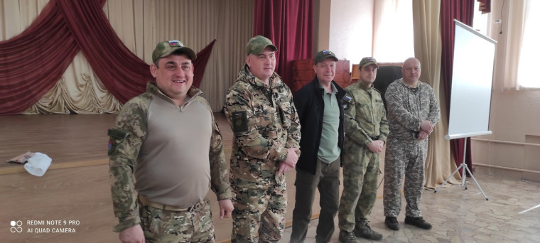 19 апреля 2023 г. в МАОУ СОШ16 г. Балаково состоялась встреча с участниками специальной военной операции - балаковцами..