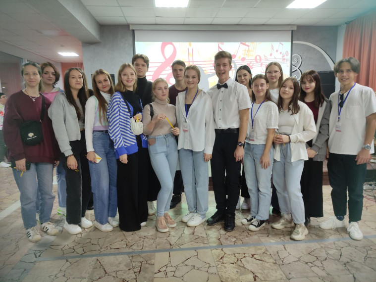 Обучающиеся МАОУ СОШ №16 стали участниками молодежной программы «На стиле»..